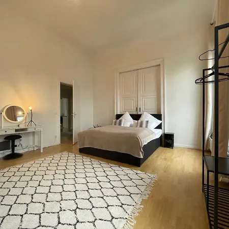 Homey - Riverside - Mit Weserblick Und Parkplatz * Bremen