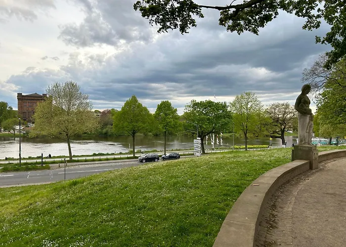 Homey - Riverside - Mit Weserblick Und Parkplatz Bremen